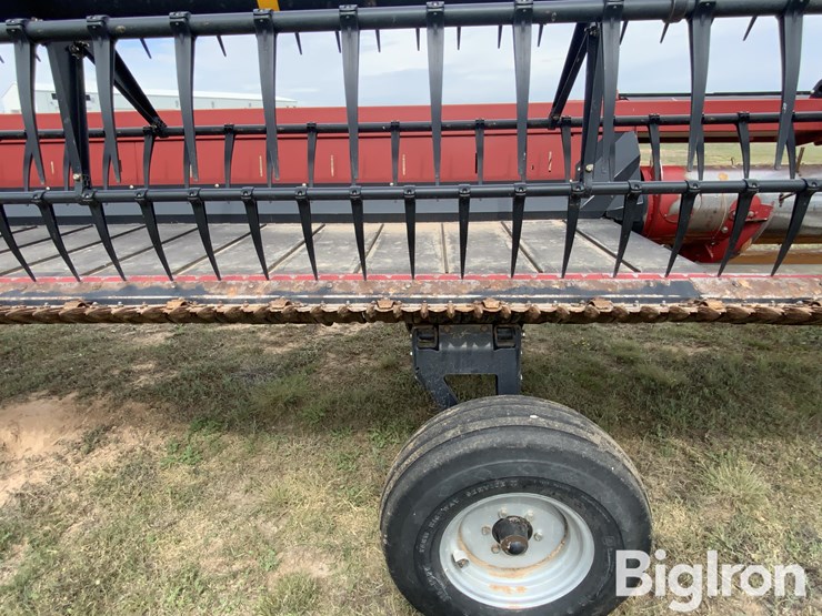 2014-case-ih-3152-image-14