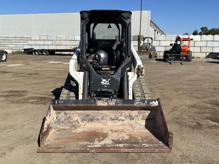 2022-bobcat-t62-image-6