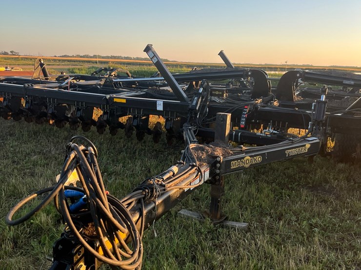 mandako-model-t4030-vertical-tillage-image-55