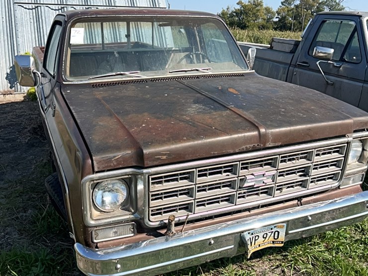 1978-chevy-cheyenne-20-3/4-ton-2-wheel-drive-pick-up,-been-sitting,-sell-as-is-image-8