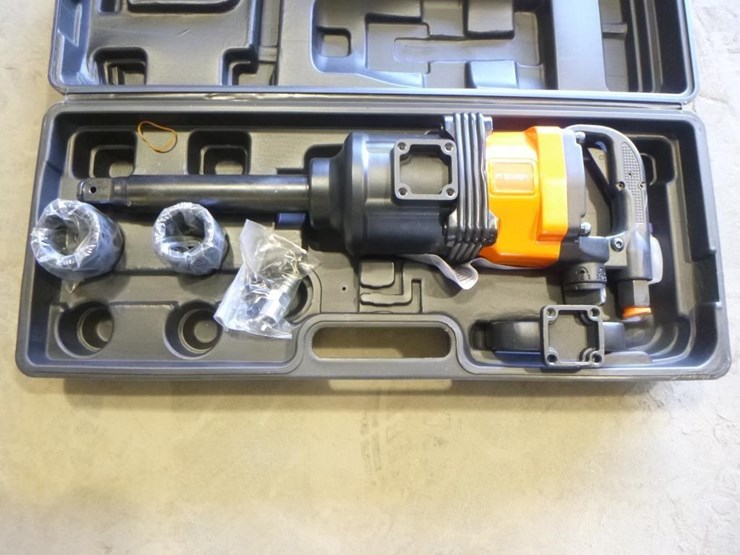 1"-hd-pneumatic-impact-wrench-image-1