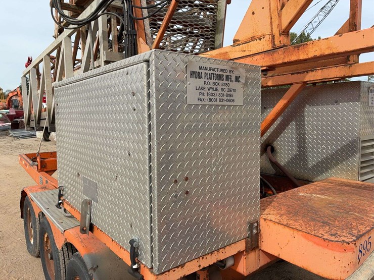 1999-hydra-platform-hp-32-over-under-catwalk-image-5