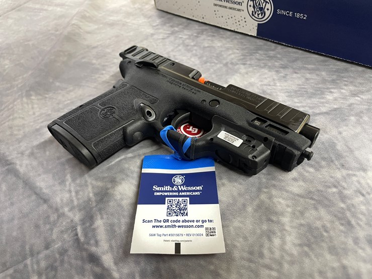#4019-•-smith-&-wesson-equalizer-with-laser,-sn:-ekf7367-image-9