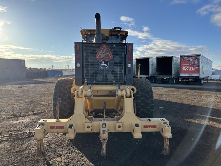 2011-deere-872gp-image-8