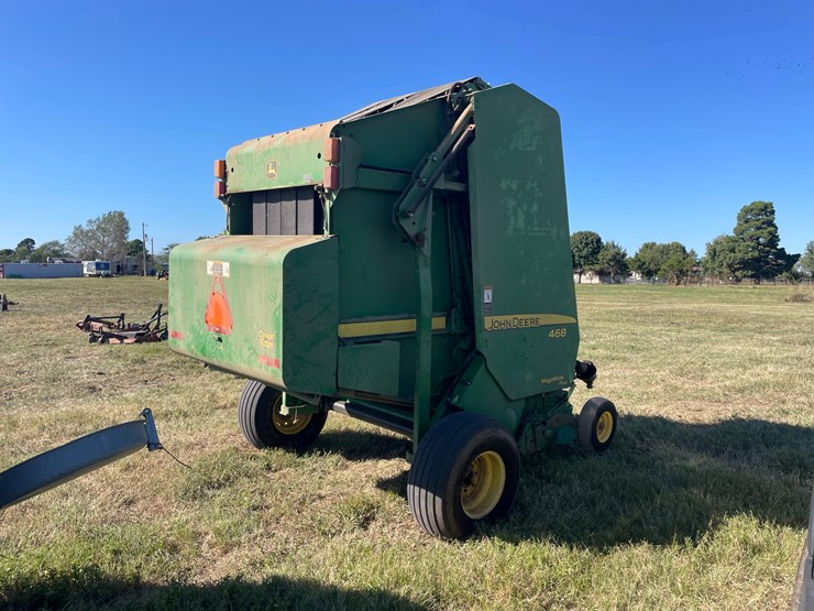 john-deere-468-image-3