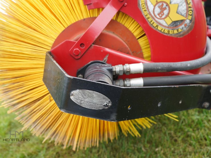 m-b-companies-72"-sweeper-broom-4004-image-10