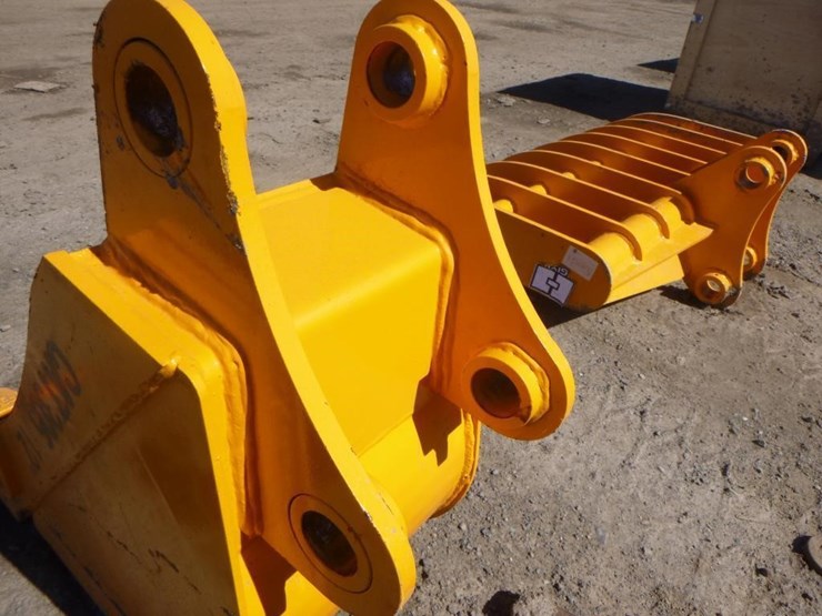 caterpillar-305-image-5