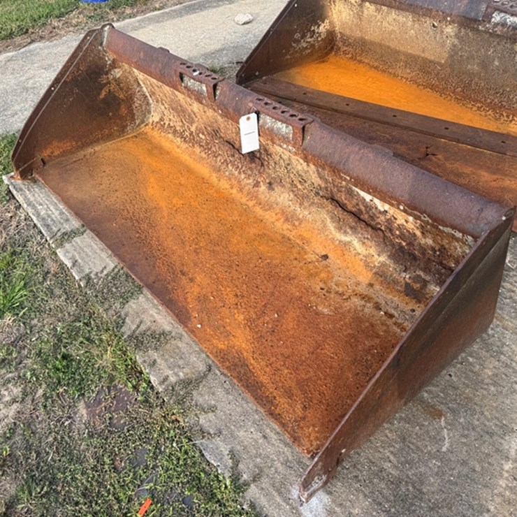 72 SKID STEER BUCKET"