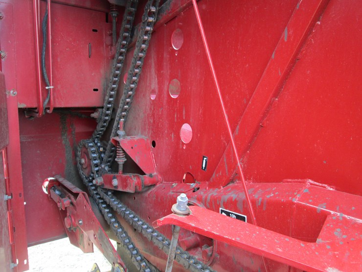 new-holland-664-image-16