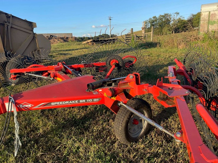 kuhn-10-wheel-speed-rake-image-14