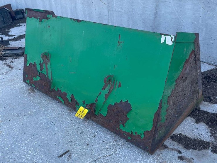 7'-euro-style-high-capacity-loader-bucket-image-12