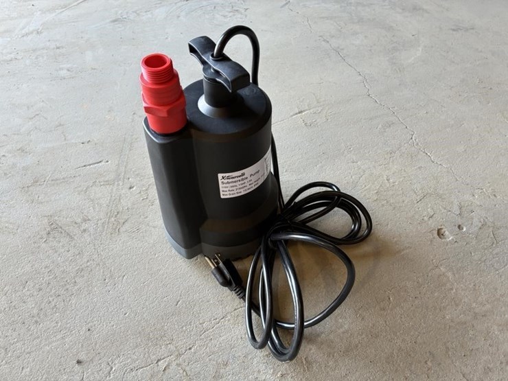 1/3hp-submersible-utility-pump-image-4
