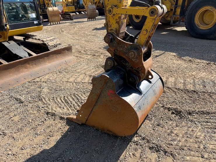 2015-caterpillar-308e2-cr-image-8