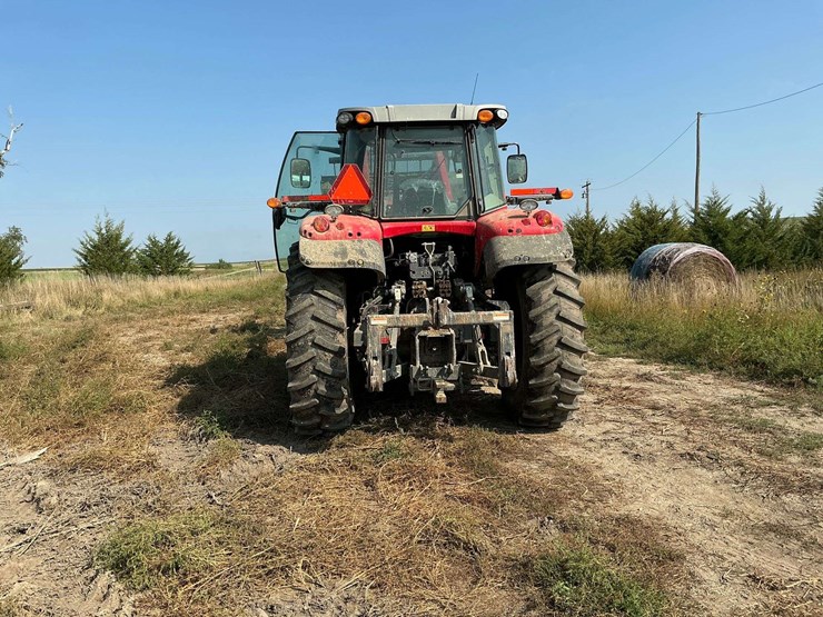 2014-massey-ferguson-7619-image-3