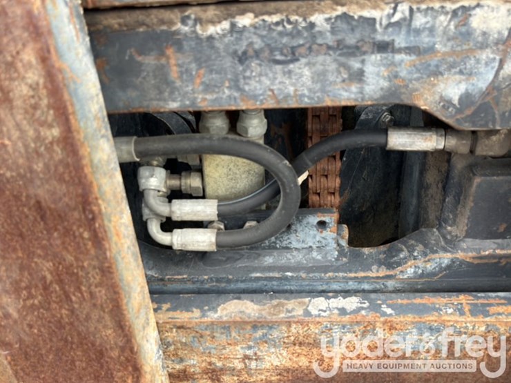 2012-doosan-g25-image-41