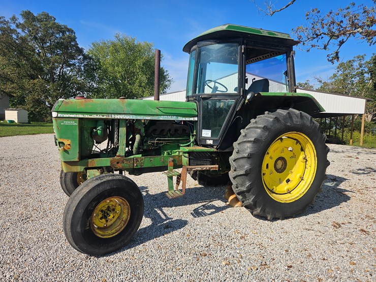 john-deere-3040-image-5