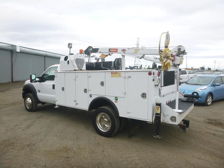2015-ford-f550-image-4