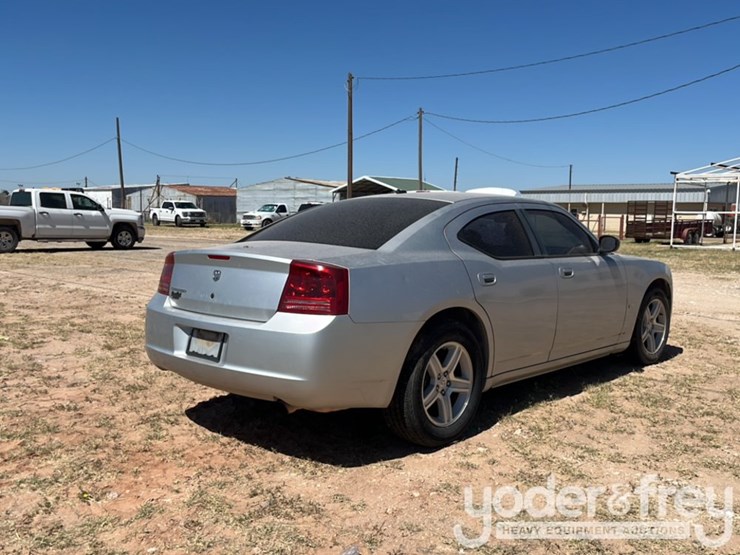2008-dodge-charger-image-5
