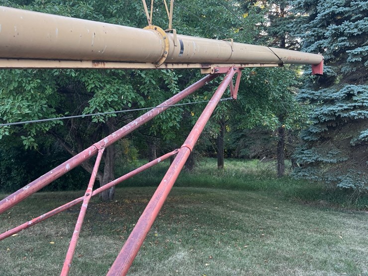 10-x-61-westfield-auger-with-mechanical-swing--hopper-image-9