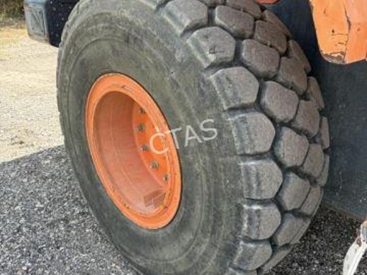 #220-•-doosan-wheel-loader-w/-bucket-image-20