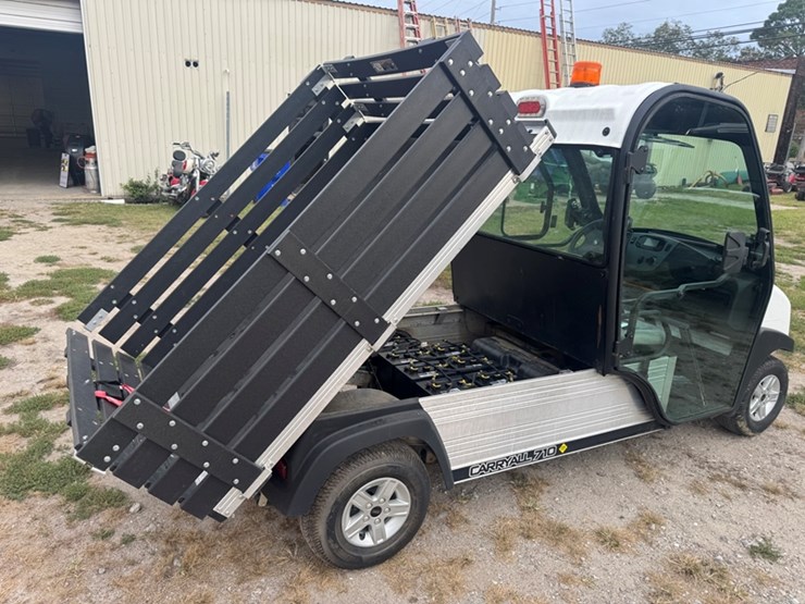 club-car-carry-all-710-electric-golf-cart-cab,-electric-dump-203hrs-showing-and-2033-miles-image-13