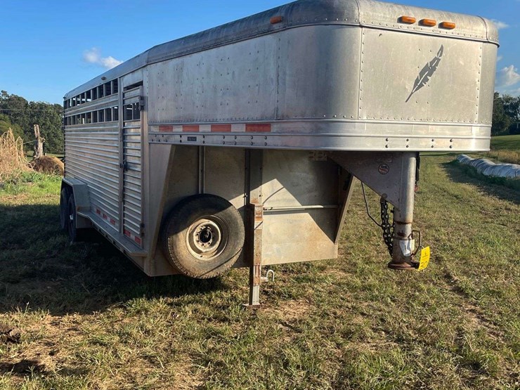 2003-20'x7'-feather-lite-aluminum-livestock-trailer-image-6