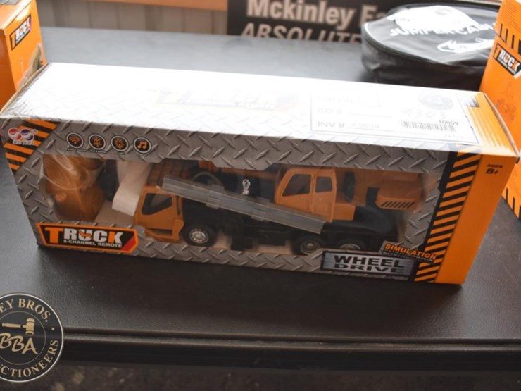 future-remote-control-toy-truck-image-1