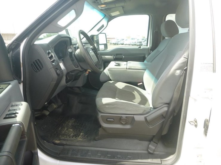 2013-ford-f450-image-14