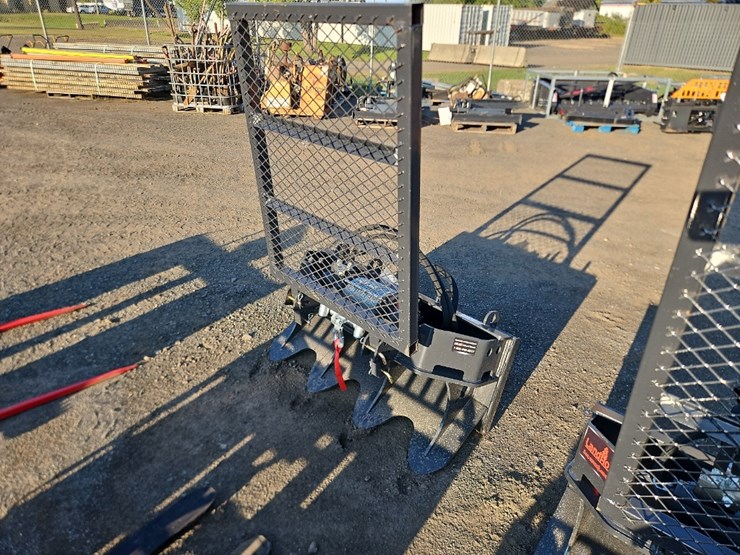 landhonor-fw-13-15000g-winch-attachment-image-1