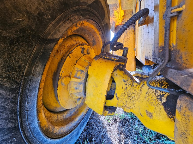2001-jcb-520-image-68