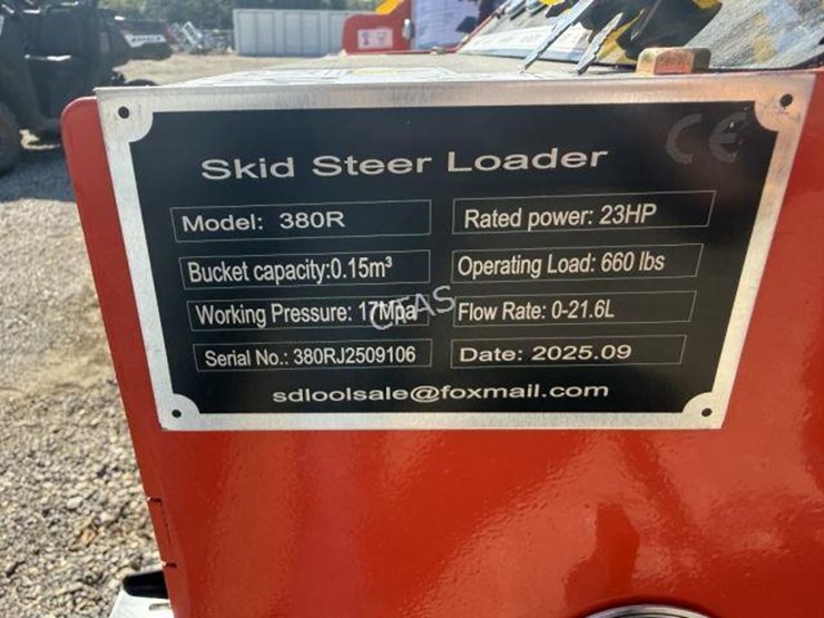 #179-•-mini-skid-steer-loader---model:-36or-image-6