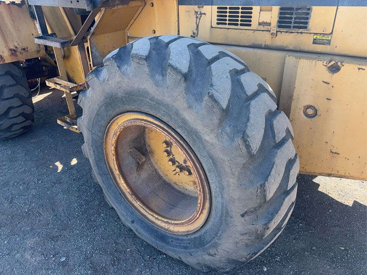 komatsu-180-wheel-loader-image-5
