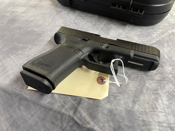 #4010-•-glock-19-gen-5,-sn:-cdyu735-image-9