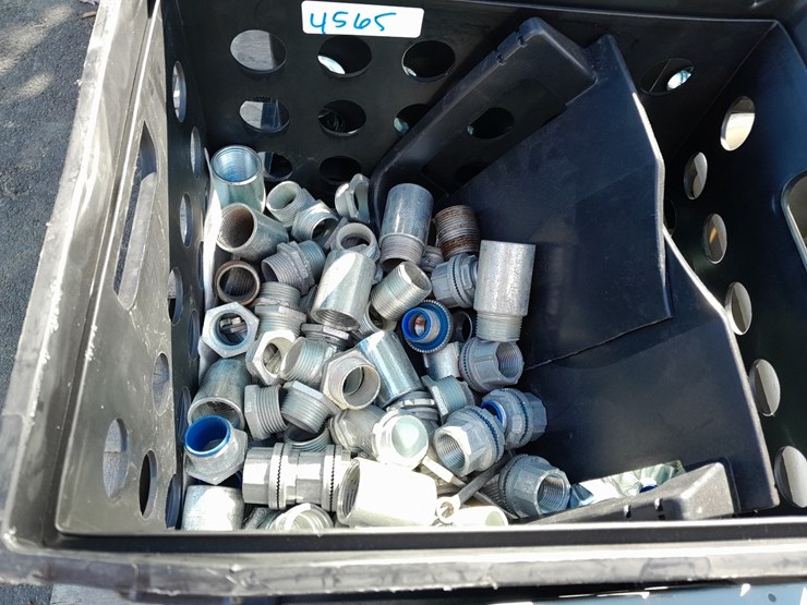 lot#-118-miscellaneous-electrical-fittings-image-3