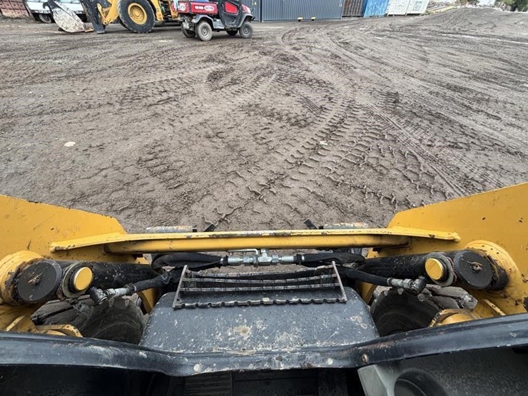 caterpillar-226d-image-20
