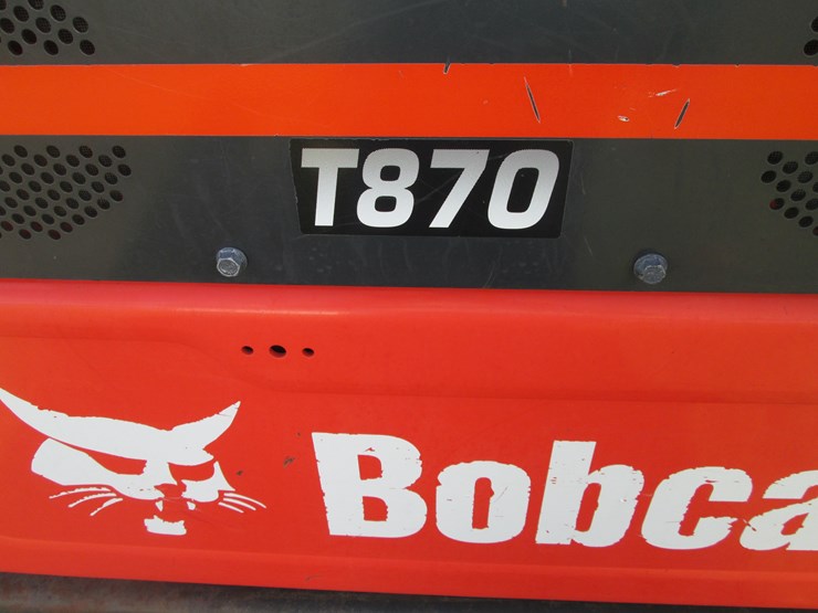 2019-bobcat-t870-image-10