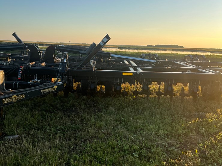 mandako-model-t4030-vertical-tillage-image-57