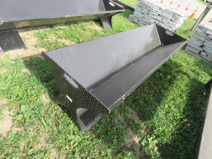 new-kc-metal-feed-trough-90"-image-1