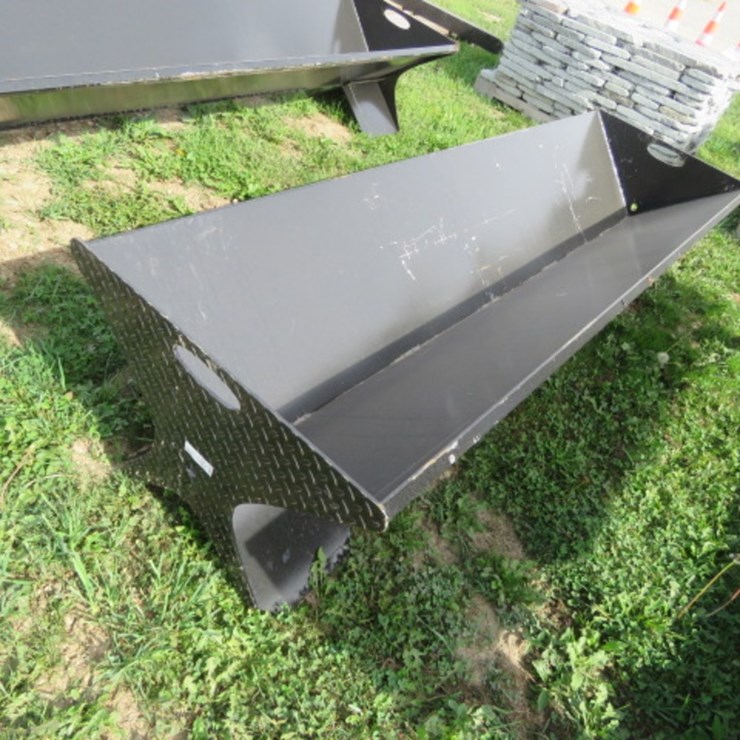 NEW KC METAL FEED TROUGH 90"