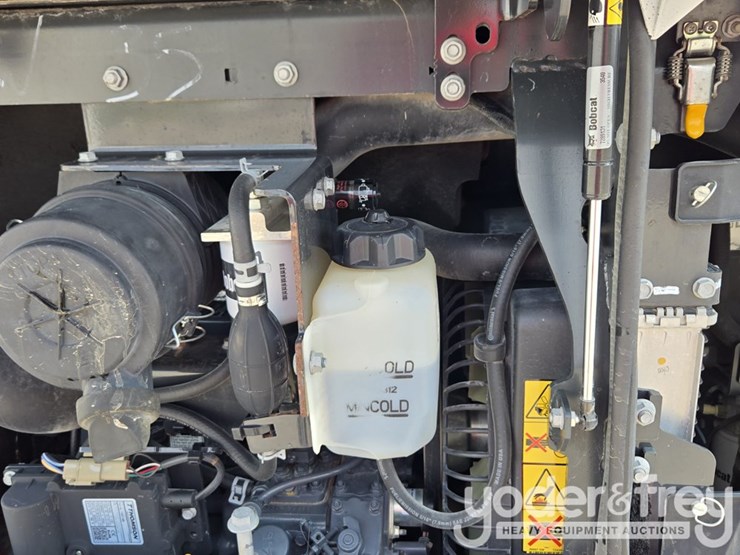 2021-bobcat-e35-image-47