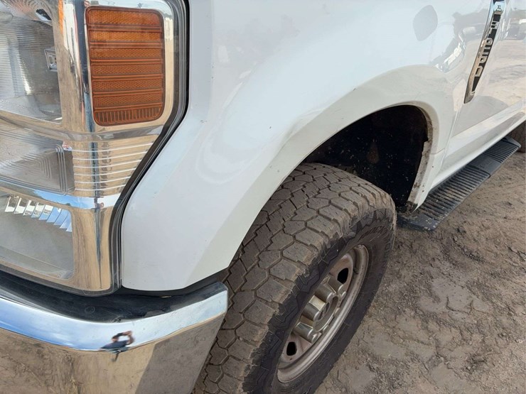 2021-ford-f250-image-5
