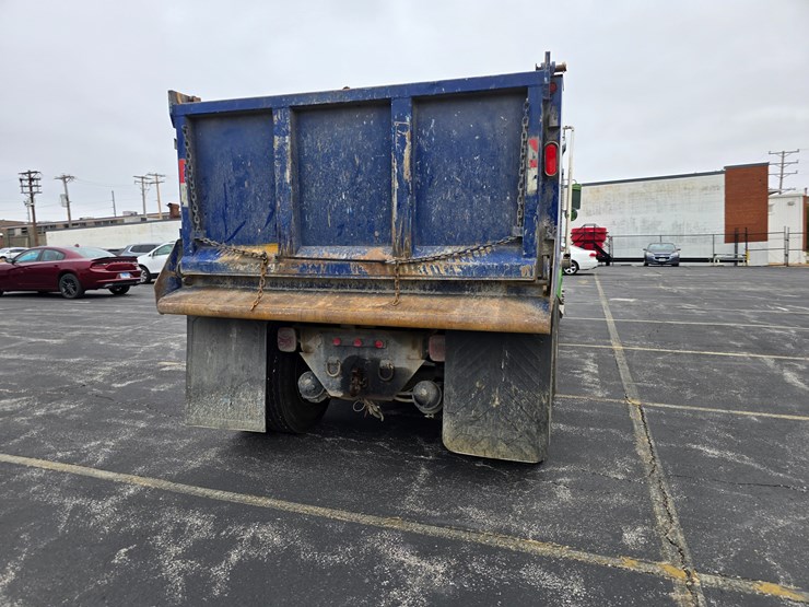 2016-kenworth-t370-image-23