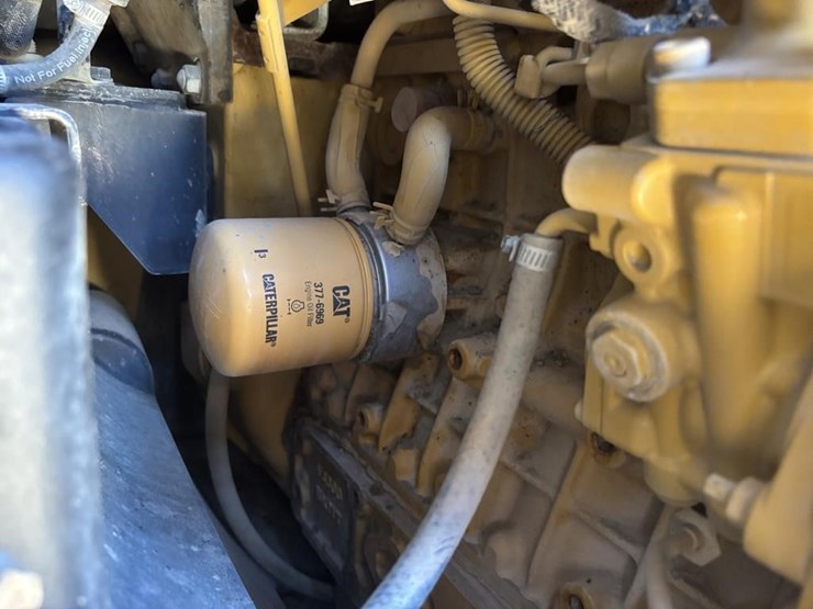 2016-caterpillar-299d2-xhp-image-39