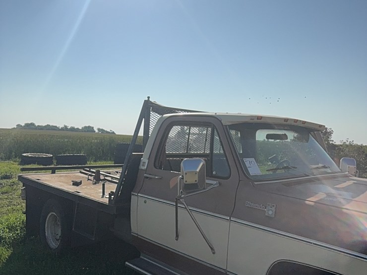 late-70’s--chevy-silverado-30,-dually￼-image-3