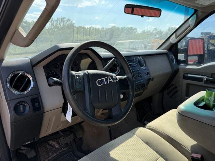 2008-ford-f250-image-17
