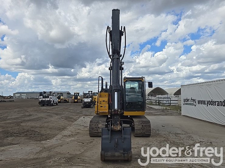 2022-deere-130g-image-8