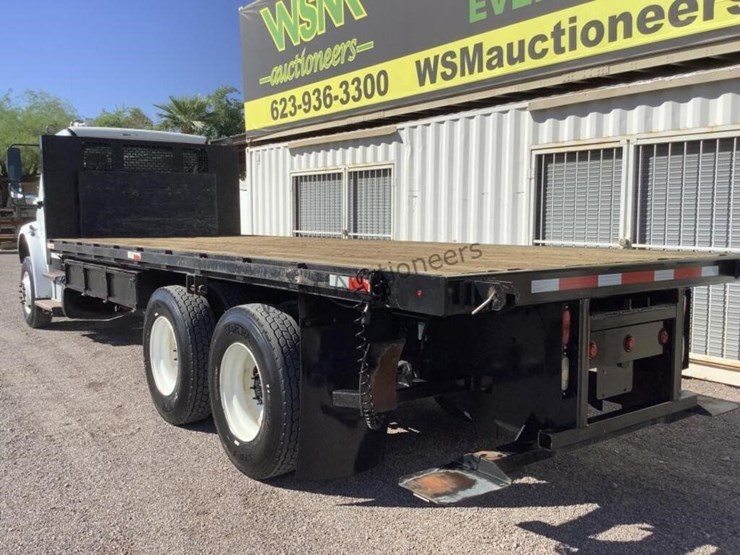 2012-freightliner-m2-f/b-image-7