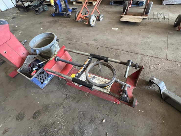 manual-tire-changer/bead-breaker-manual-tire-changer/bead-breaker-image-3