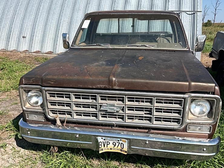 1978-chevy-cheyenne-20-3/4-ton-2-wheel-drive-pick-up,-been-sitting,-sell-as-is-image-4