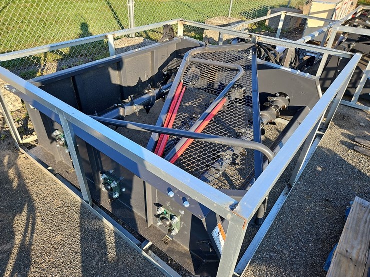 landhonor-round-bale-processor-image-2